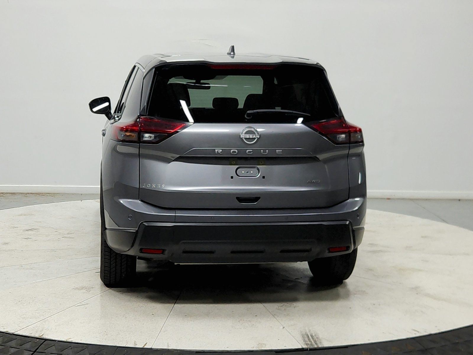 Used 2025 Nissan Rogue SV AWD/4WD image 7