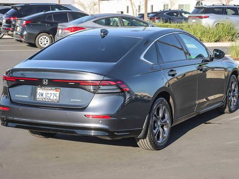 Used 2024 Honda Accord EX-L image 4