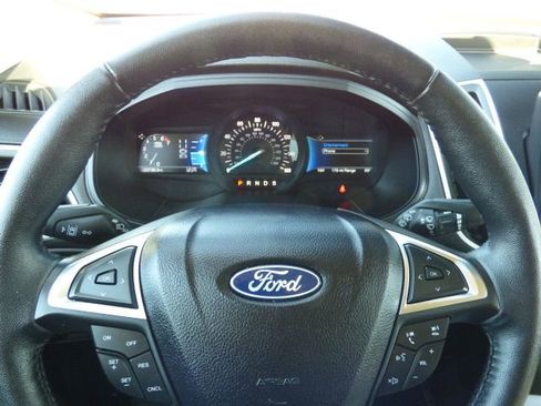 Used 2024 Ford Edge SEL w/ Convenience Package AWD/4WD image 32