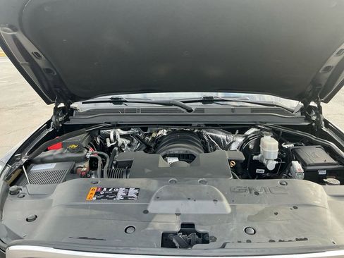 Used 2018 GMC Yukon SLT w/ Premium Edition image 25