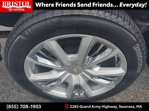 Used 2024 Chevrolet Silverado 1500 High Country w/ Technology Package AWD/4WD image 11