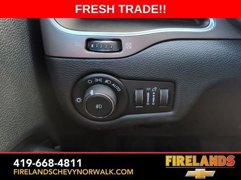 Used 2020 Jeep Cherokee Latitude Plus w/ Cold Weather Group image 29