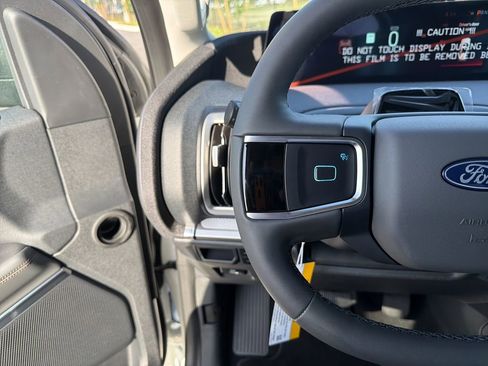 New 2025 Ford Expedition Max Active RWD image 27