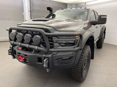 New 2025 RAM 2500 Laramie image 12