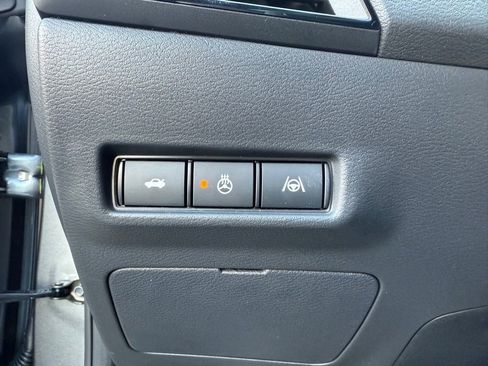 New 2026 Nissan Sentra SR w/ SR Premium Package image 23