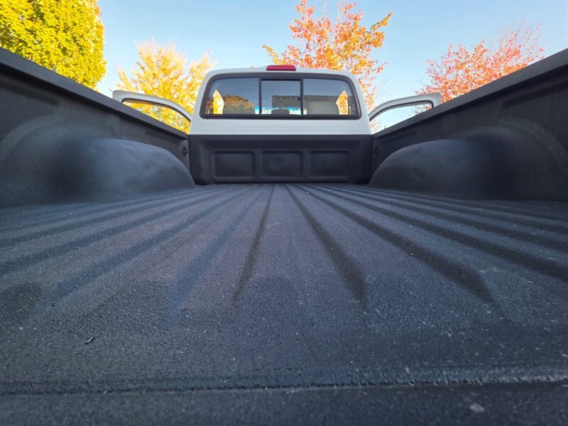 Used 2001 Toyota Tacoma 4x4 Regular Cab w/ Enhancement Pkg image 22