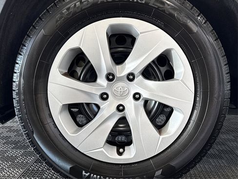 Used 2020 Toyota RAV4 LE w/ All Weather Liner Package FWD image 17