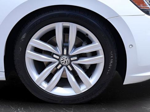 Used 2020 Volkswagen Passat 2.0T SEL FWD image 10