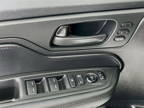 Used 2024 Honda Odyssey Sport image 22