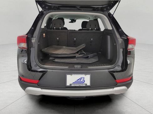 Certified 2023 Chevrolet TrailBlazer LT FWD image 16