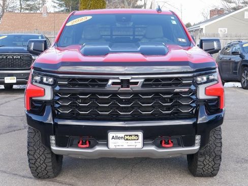 Used 2023 Chevrolet Silverado 1500 ZR2 w/ Technology Package image 2