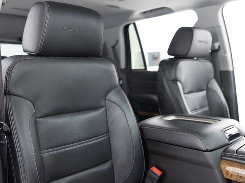 Used 2016 GMC Yukon Denali w/ Open Road Package image 30