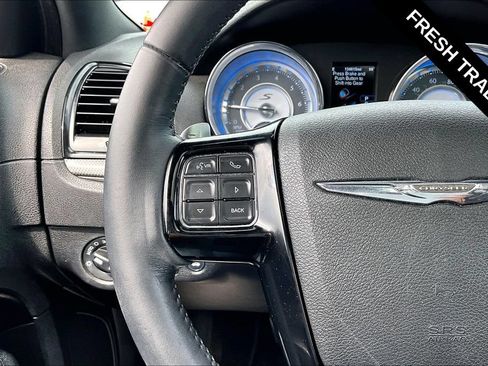 Used 2013 Chrysler 300 S RWD image 12