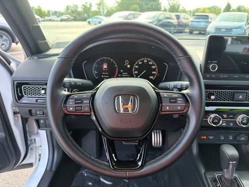 Used 2025 Honda Civic Sport image 15