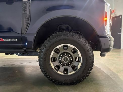 Used 2024 Ford F250 Lariat w/ Lariat Ultimate Package AWD/4WD image 10