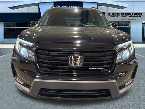 Used 2025 Honda Passport Black Edition image 2