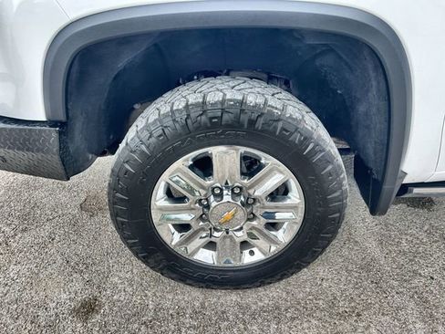 Certified 2024 Chevrolet Silverado 2500 High Country w/ Technology Package AWD/4WD image 32
