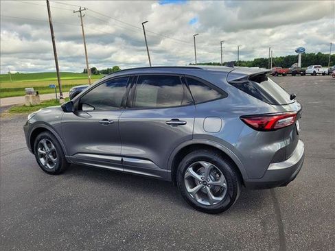 Certified 2023 Ford Escape ST-Line AWD/4WD image 10