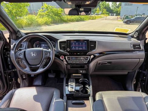 Used 2022 Honda Ridgeline Black Edition image 14