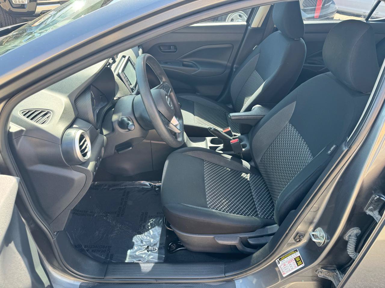 Used 2020 Nissan Versa S FWD image 13