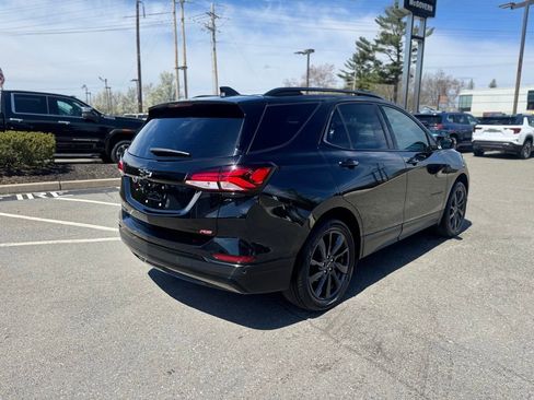 Used 2024 Chevrolet Equinox RS w/ RS Leather Package AWD/4WD image 7