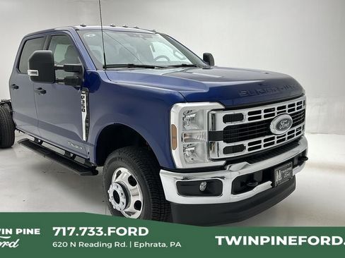 New 2026 Ford F350 XLT w/ XLT Value Package AWD/4WD image 1