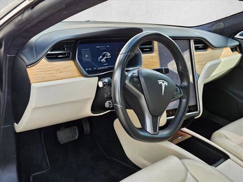 Used 2021 Tesla Model S Long Range image 9