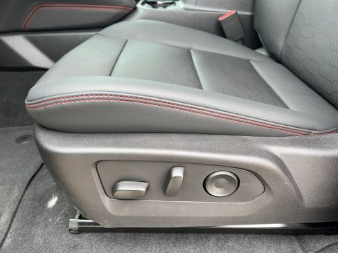 New 2026 Chevrolet Colorado Z71 w/ Technology Package AWD/4WD image 9