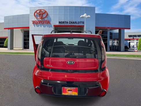 Used 2016 Kia Soul + w/ Audio Package image 7