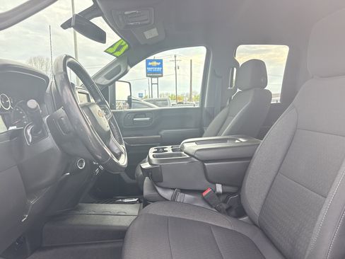 Used 2022 Chevrolet Silverado 2500 LT w/ Convenience Package AWD/4WD image 12