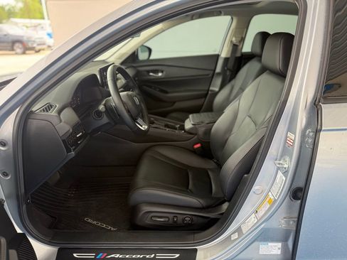 Used 2024 Honda Accord Touring image 17