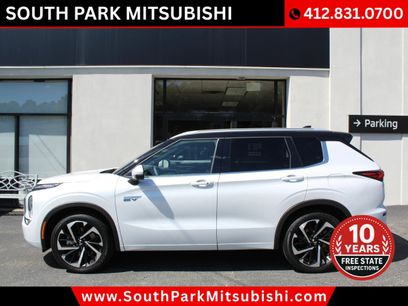 Used 2025 Mitsubishi Outlander 4WD Plug-In Hybrid