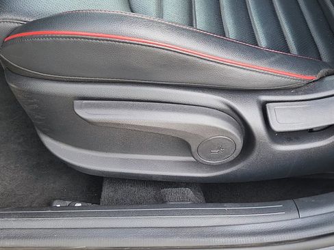 Used 2023 Kia Forte GT image 9