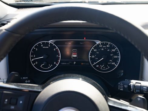 Used 2023 Nissan Rogue SL w/ SL Premium Package image 12