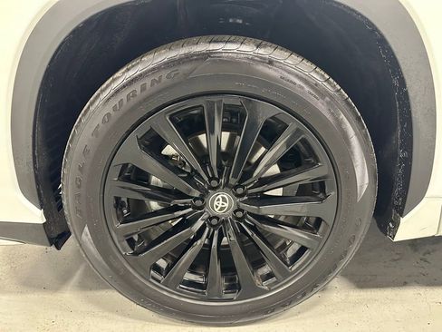 Used 2025 Toyota Highlander XSE image 70