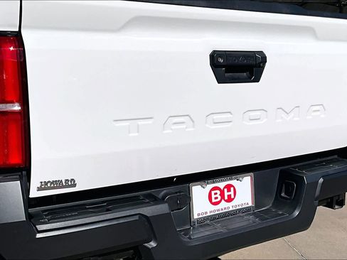 Used 2024 Toyota Tacoma SR image 28