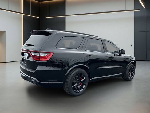 Used 2023 Dodge Durango R/T AWD/4WD image 5