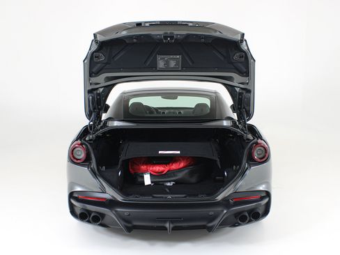 Certified 2023 Ferrari Portofino M RWD image 64