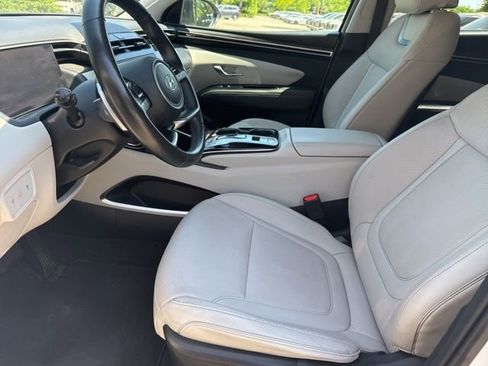 Certified 2023 Hyundai Tucson Limited AWD/4WD image 22
