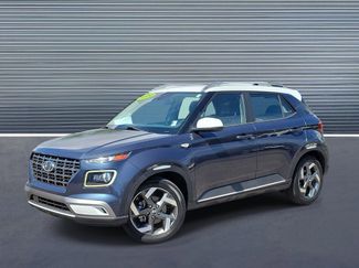 Used 2020 Hyundai Venue FWD 360° Tour