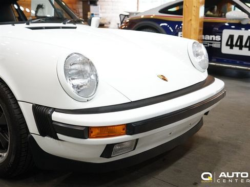 Used 1987 Porsche 911 Carrera RWD image 4