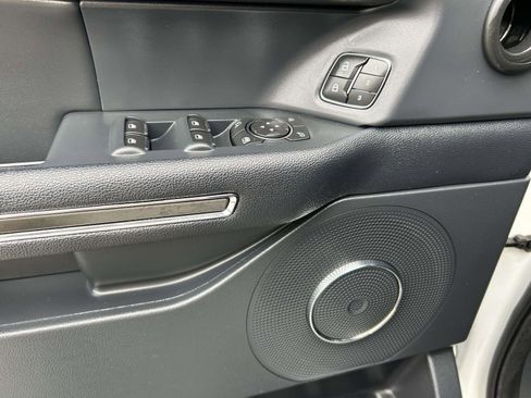 Used 2022 Ford Expedition XLT RWD image 19