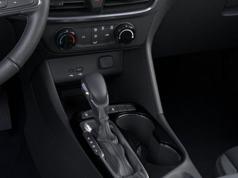 Used 2025 Buick Encore GX Preferred FWD image 23
