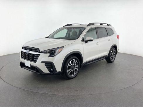 Used 2023 Subaru Ascent Limited AWD/4WD image 7