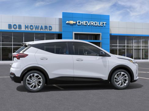 New 2027 Chevrolet Bolt LT FWD image 29