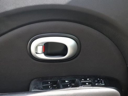 Used 2016 Kia Soul FWD image 41