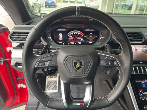 Used 2020 Lamborghini Urus image 12