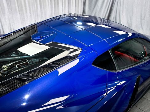 Used 2025 Chevrolet Corvette Stingray Premium Cpe w/ Stealth Interior Trim Package RWD image 88