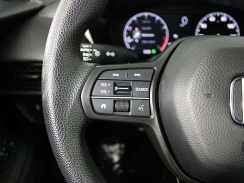 Used 2023 Honda HR-V LX image 23