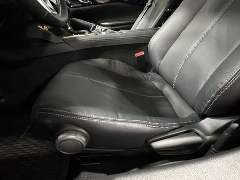 Used 2025 MAZDA MX-5 Miata RF Grand Touring RWD image 18